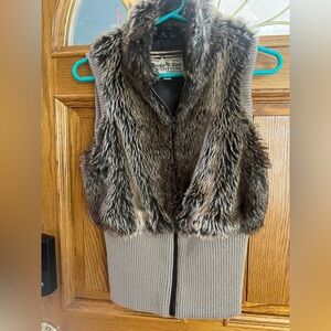 Powder River Outfitters Vest